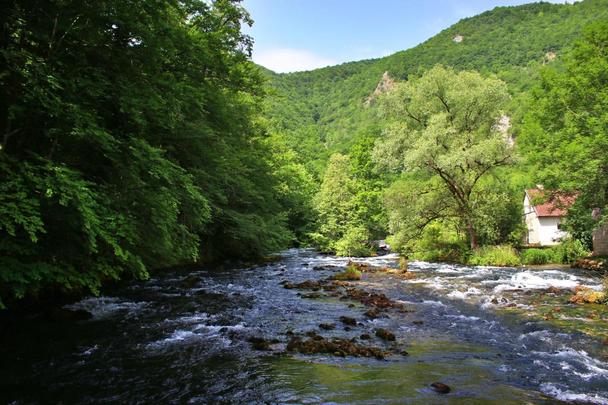 Domacinstvo Na Kraju Svijeta ξενώνας Sipovo Εξωτερικό φωτογραφία